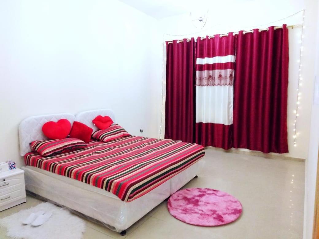 دبي Bright Sunshine Holiday Home Shared Apartments المظهر الخارجي الصورة